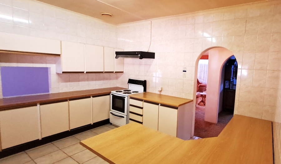 5 Bedroom Property for Sale in Elandsrand North West
